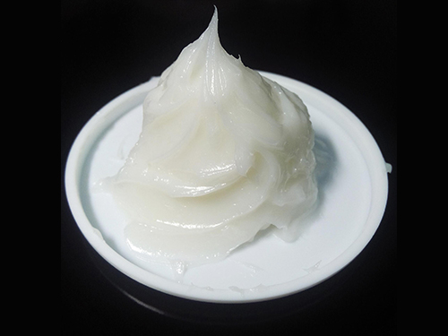 選擇塑膠零件潤滑脂要考慮哪些因素呢？
